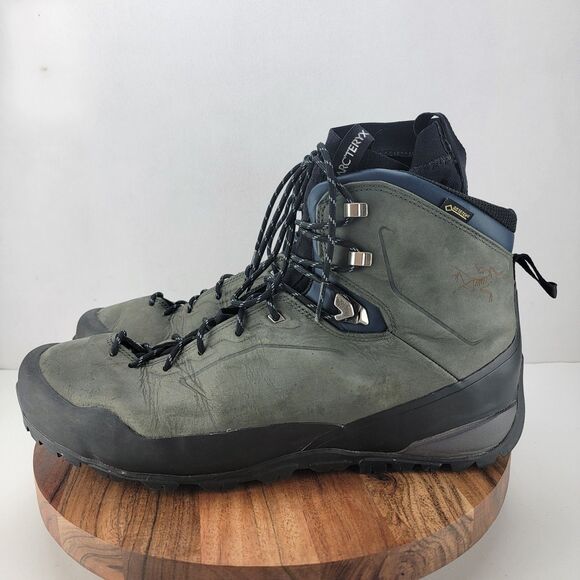 Arcteryx Mens Size 13.5 Green Goretex Vibram Bora2 Mid GTX Boots - Picture 1 of 10